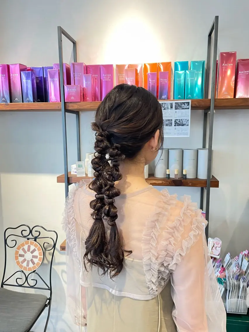 [かわいいを作る！お呼ばれなどのイベントの時に🤎]ヘアアレンジ🌸ハーフアップや編み下ろしなどのアレンジになります！の写真