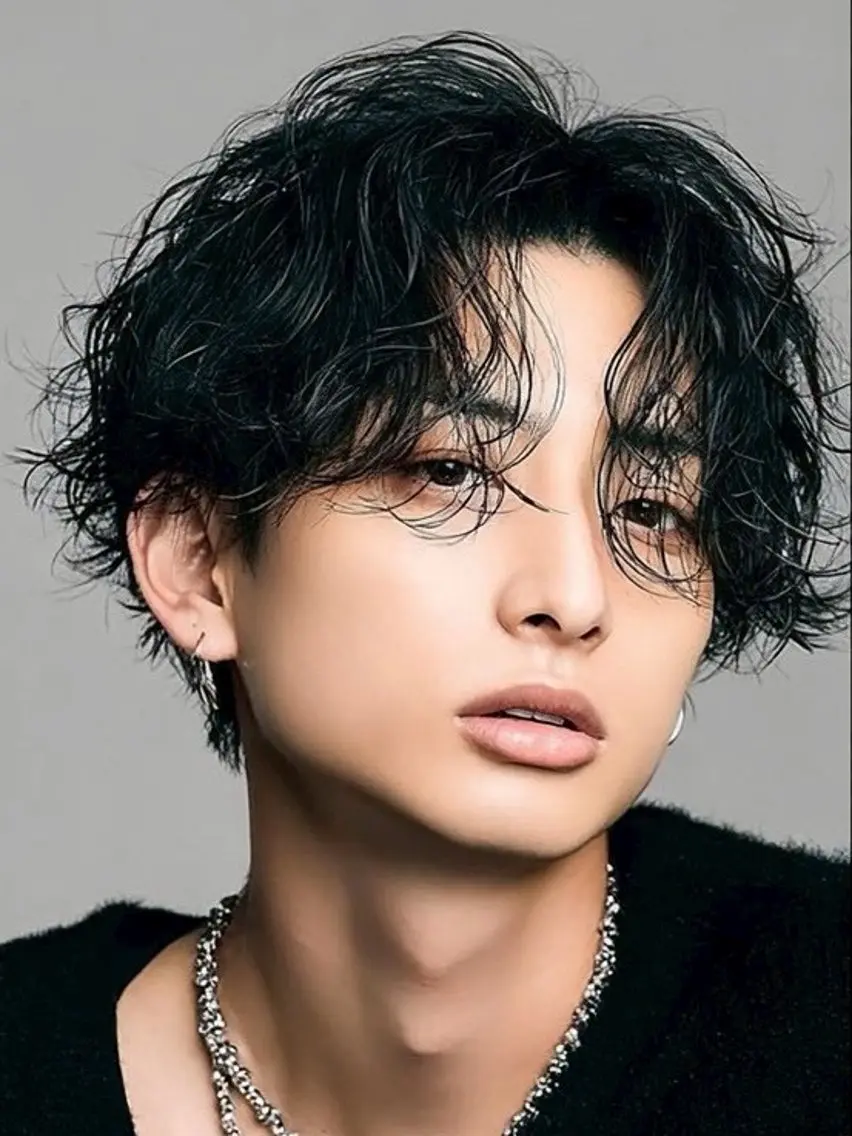 パーマ メンズ カット パーマ ✂️垢抜け/トレンド レイヤー/韓国/IRのヘアスタイル