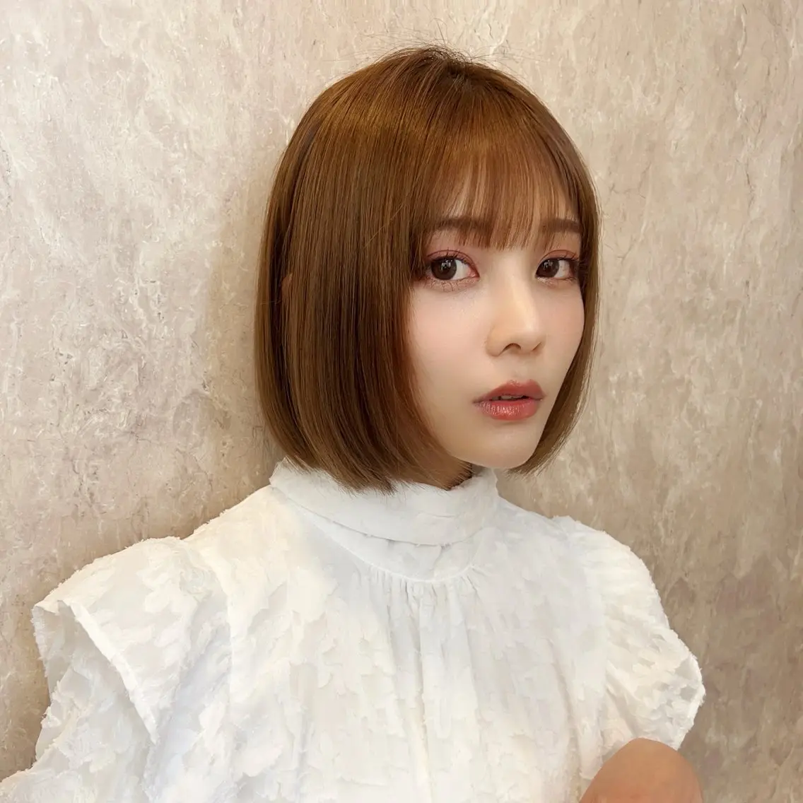 ミディアム 四方田 皐希のヘアスタイル