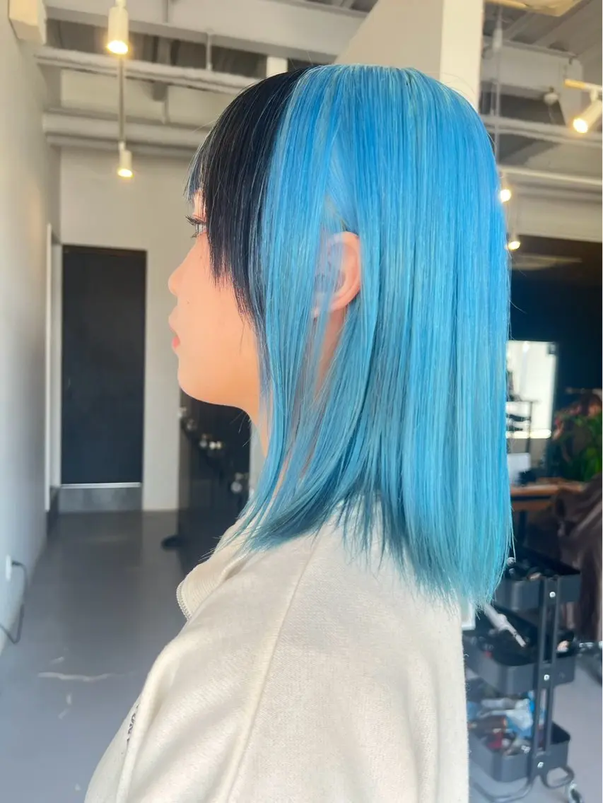 セミロング 浅原 恵樹のヘアスタイル