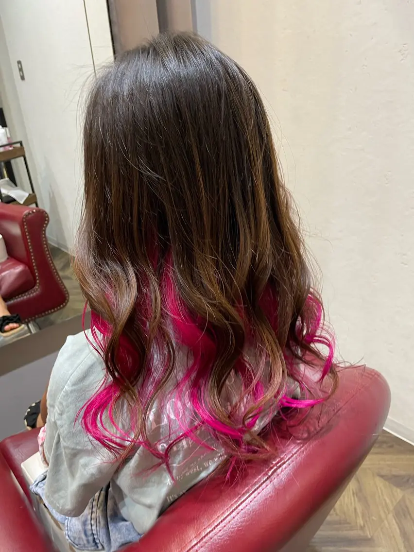 カラー キッズ 塩崎 明菜のヘアスタイル