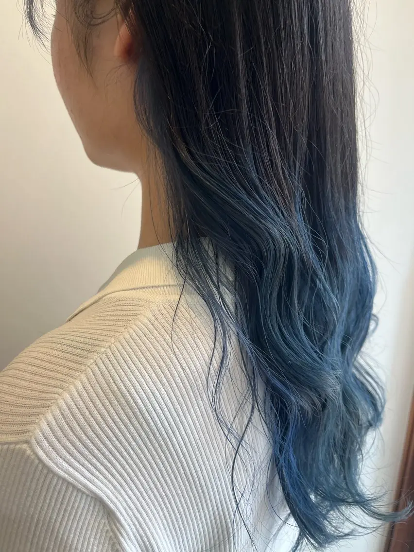 セミロング カット ヘアカラー 金岡 碧のヘアスタイル