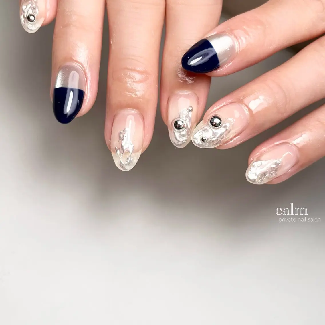 ネイル ハンドネイル calm 〔ｶｰﾑ〕のネイルデザイン