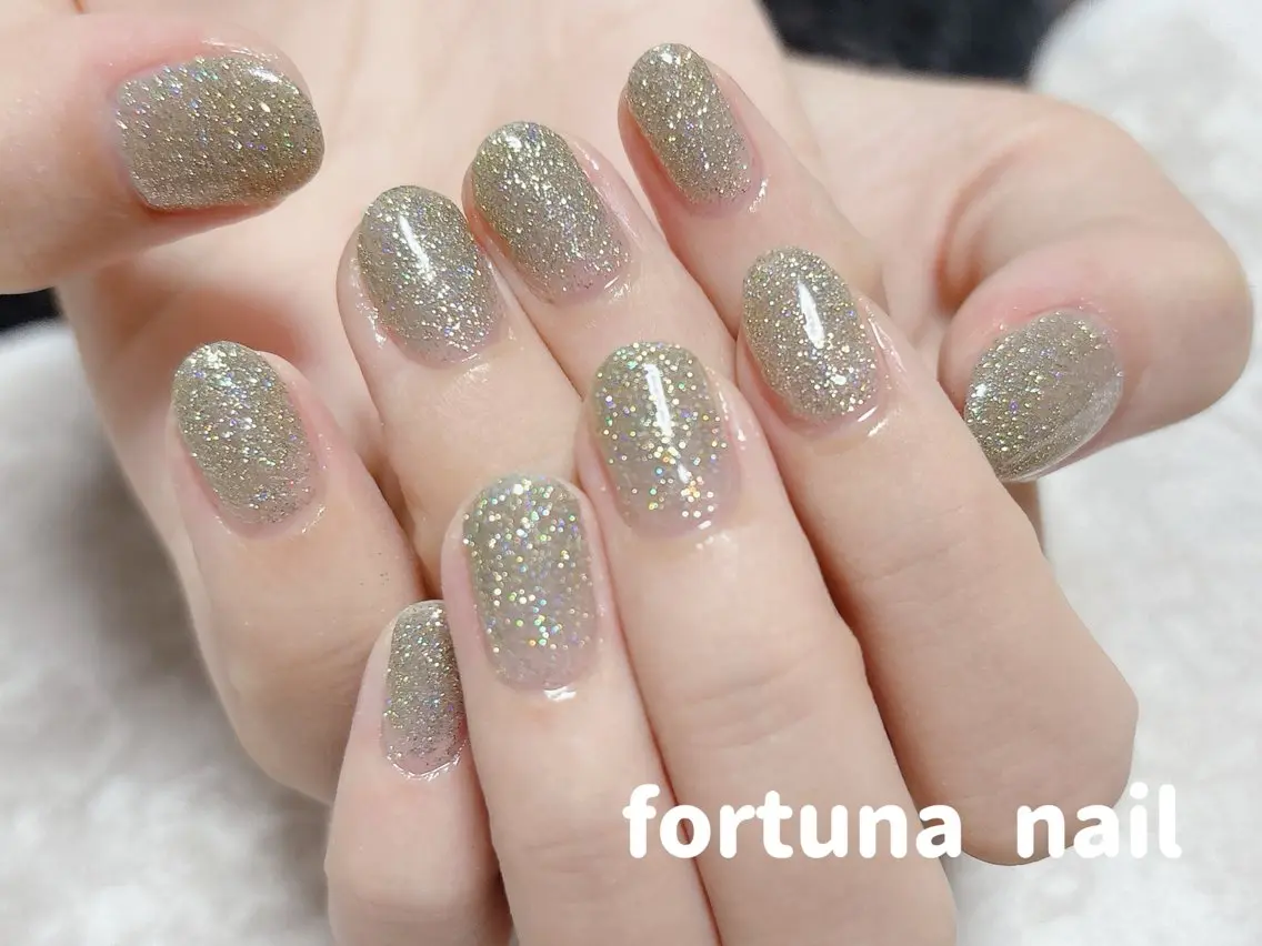 ネイル Nail •Head スパFortunaのネイルデザイン