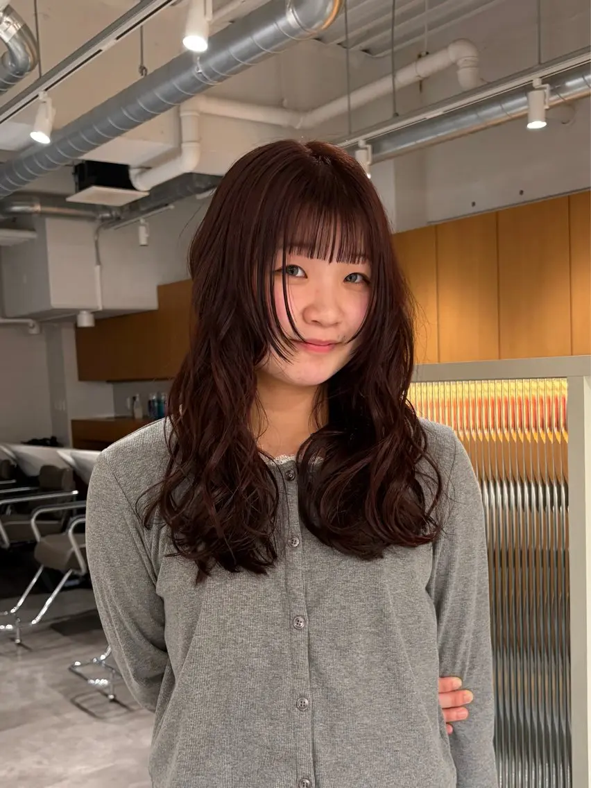 ロング ヘアカラー ユイナ/ハイトーン /透明感カラー🫧のヘアスタイル