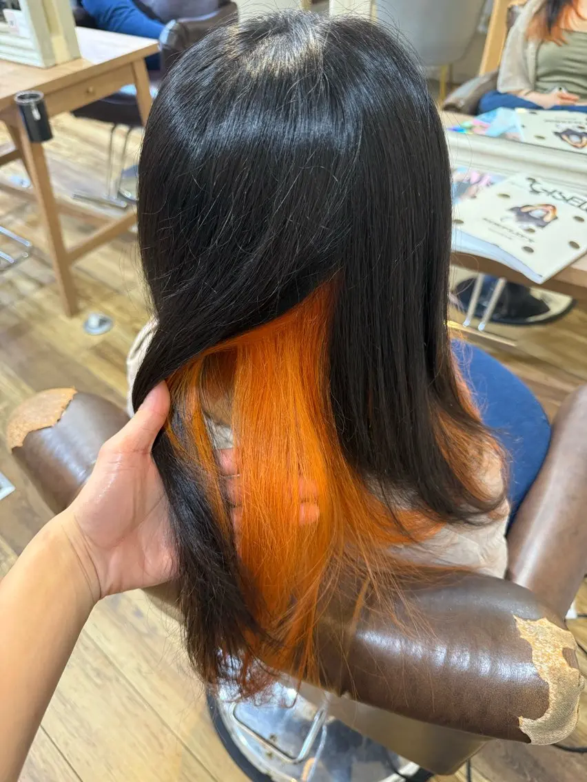 ロング カラー インナーカラー オレンジ ヘアカラー 大河内滉生 /オリーブカラー🫒のヘアスタイル