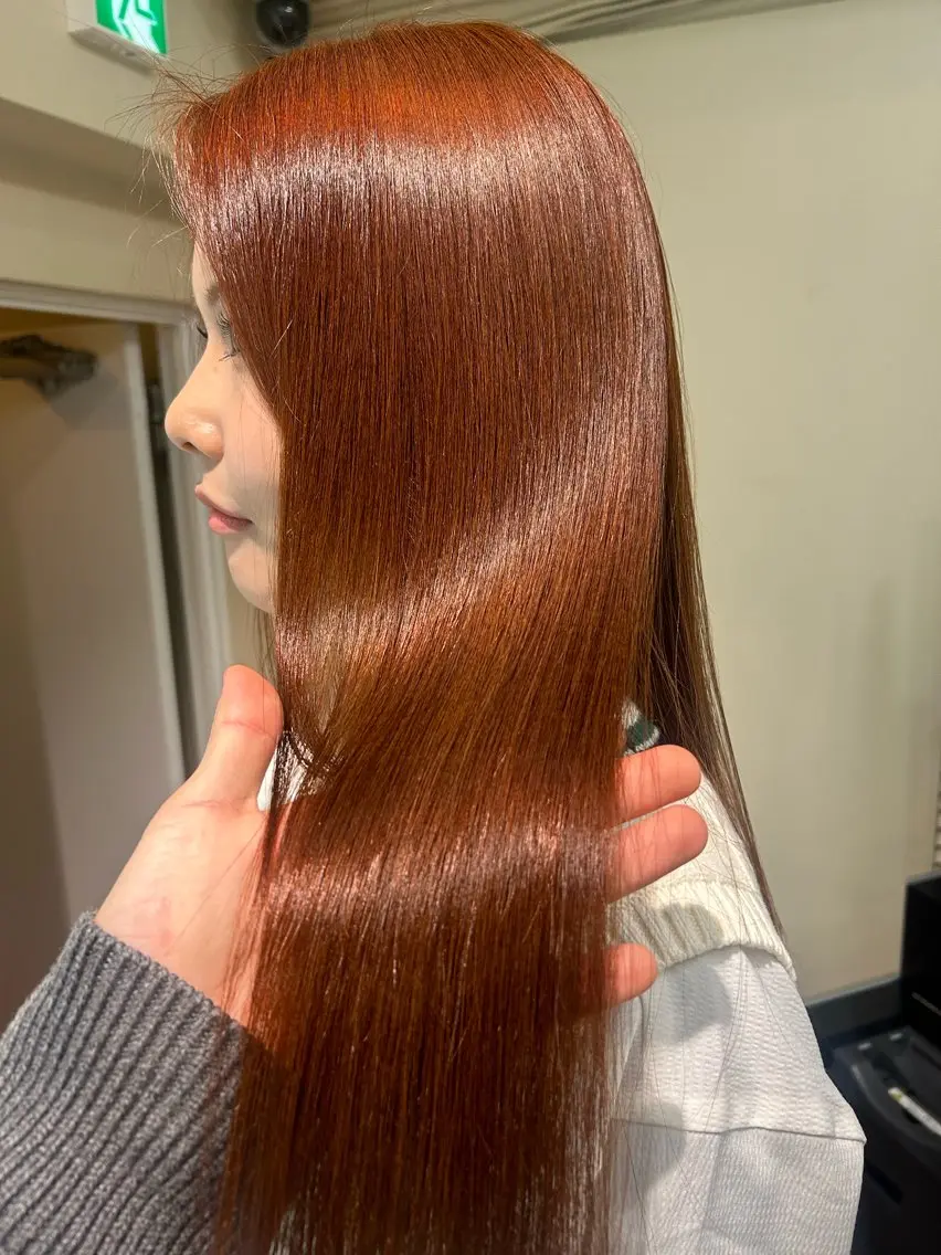ロング アッシュ ボブ 顔まわりレイヤー レイヤーカット 小顔カット ナチュラルレイヤー/ ボブパーマ/カネコのヘアスタイル
