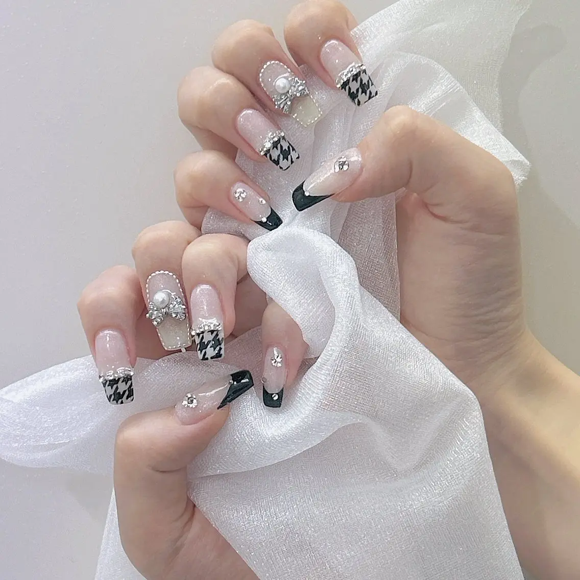 ネイル ハンドネイル . Natsumiのネイルデザイン