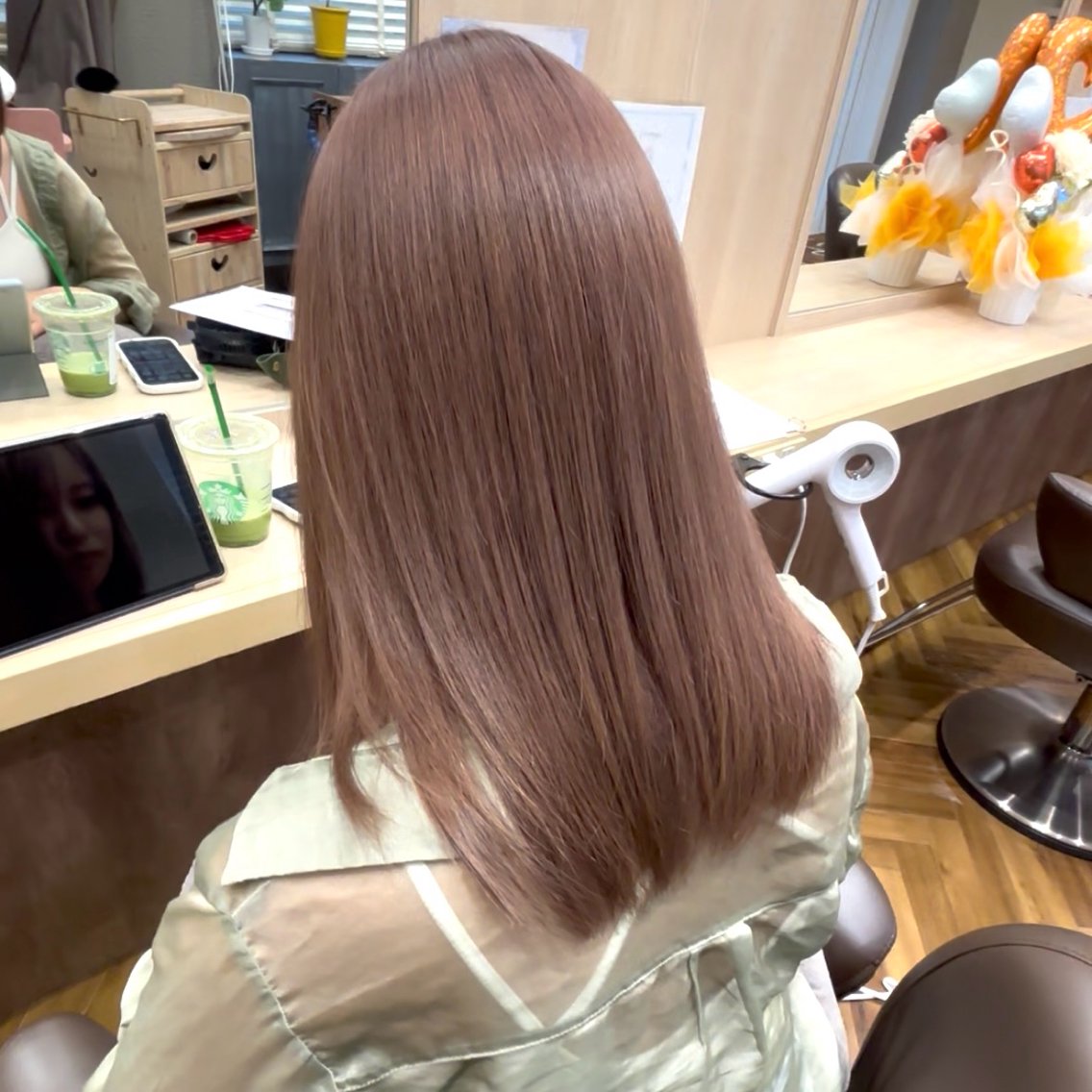 セミロング アッシュ 糸 ito hair えりのヘアスタイル