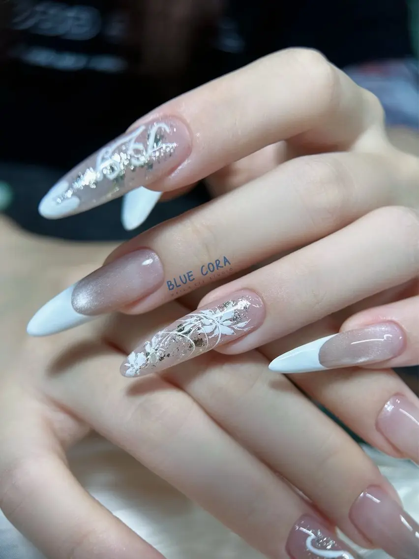 ネイル ハンドネイル ハンドケア BLUE CORAのネイルデザイン