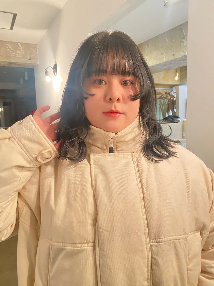 ミディアム カラー カット 縮毛矯正 トリートメント 竹内 柚子のヘアスタイル