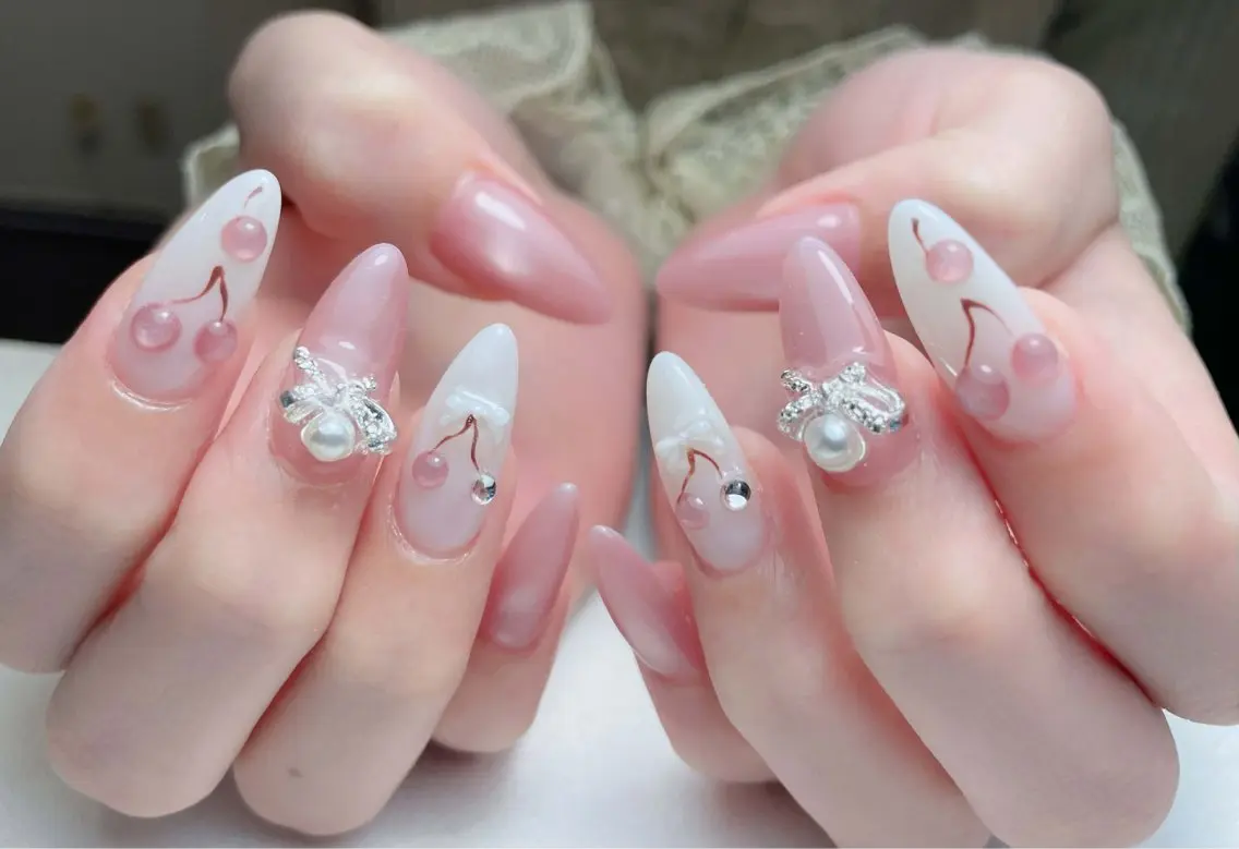ネイル 長さ出し フットネイル フレンチネイル ジェルネイル ガラスフレンチ ハンドネイル 中野駅から2分 MEO NAILのネイルデザイン
