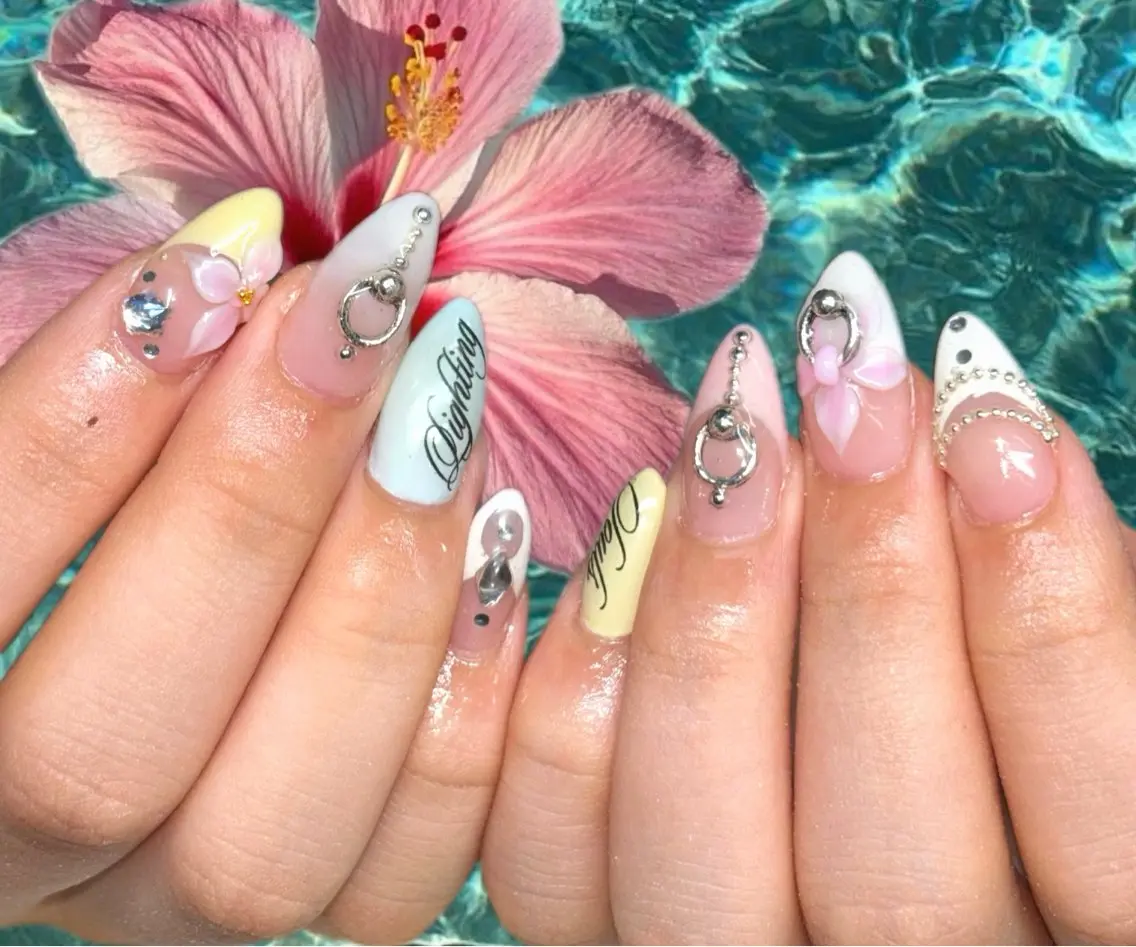 ネイル ハンドネイル Bitty💟 Marinのネイルデザイン