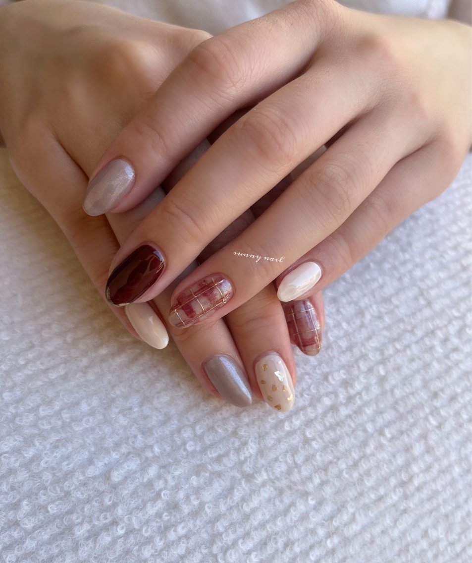 ネイル ボルドー ジェルネイル ゴールド パラジェル 冬ネイル sunny nailのネイルデザイン