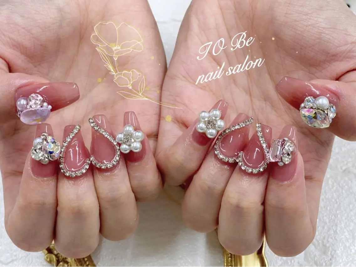 ロング ネイル Nail Salon To Beのネイルデザイン
