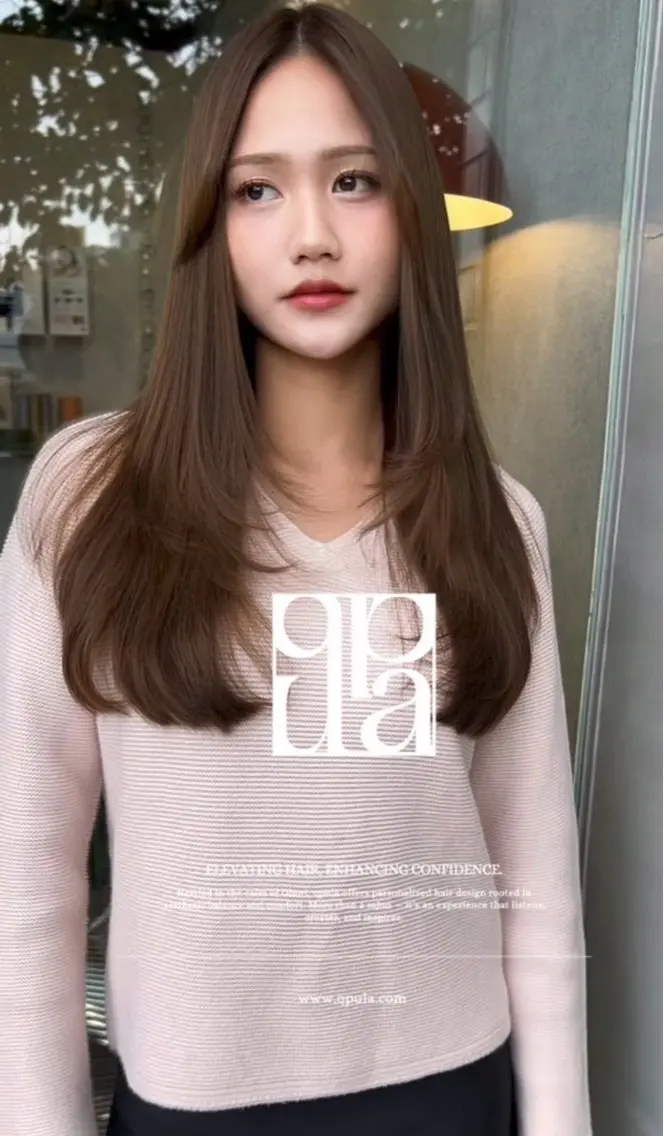 ロング カラー ロングレイヤー ベージュカラー ブリーチ 透明感カラー ブリーチなしカラー カット ヘアカラー トリートメント 城 慎太郎のヘアスタイル