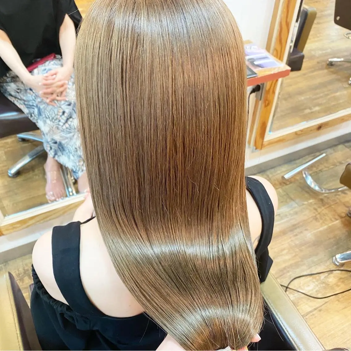 ロング カラー トリートメント モテ髪💛美髪矯正 ✨艶髪特化🫧山根のヘアスタイル