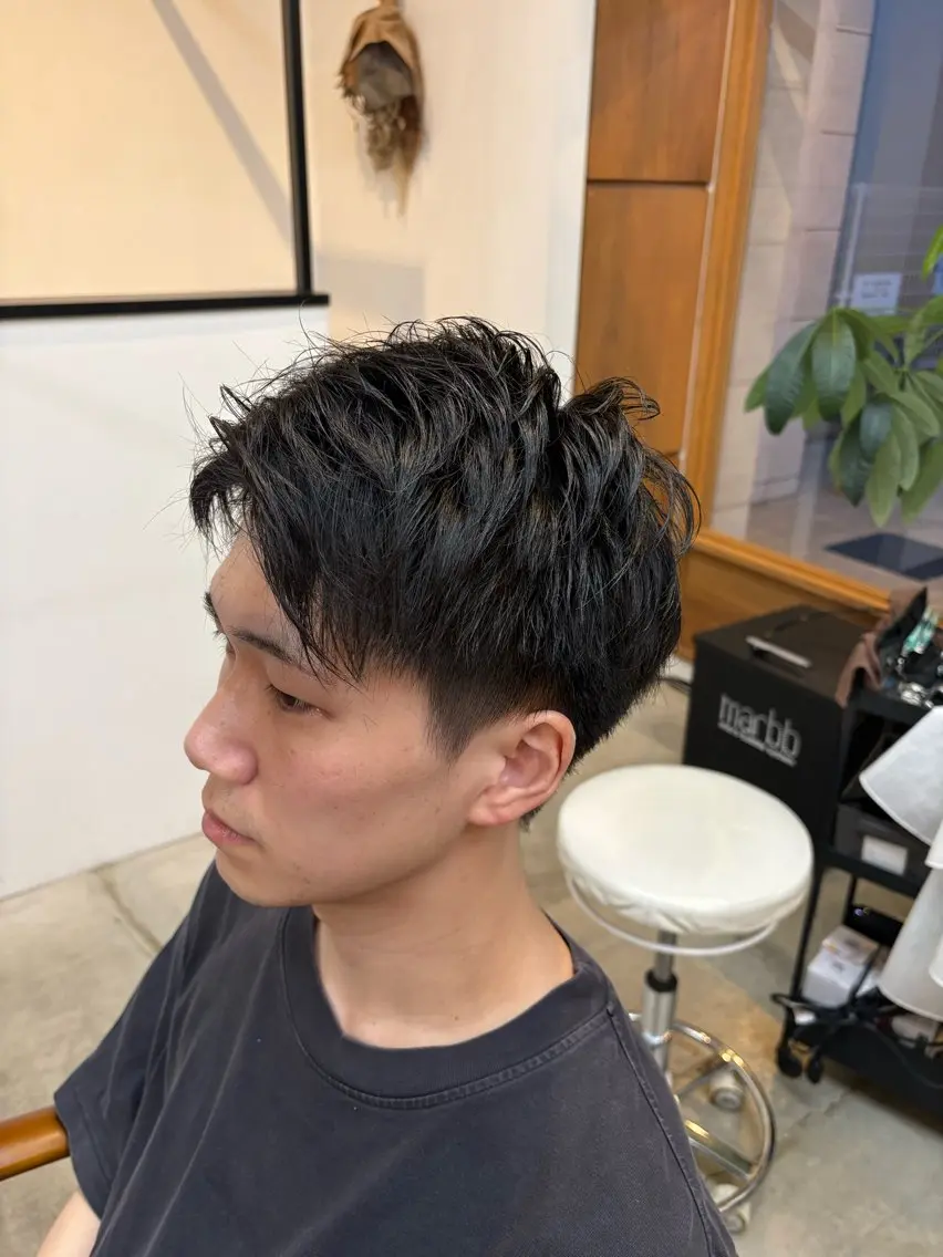 ショート メンズ 刈り上げ カット 吉沢 史翔のヘアスタイル