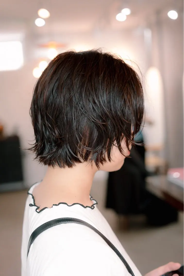 ショート 切りっぱなしボブ ボブ カット パーマ トリートメント アライ ナタカのヘアスタイル