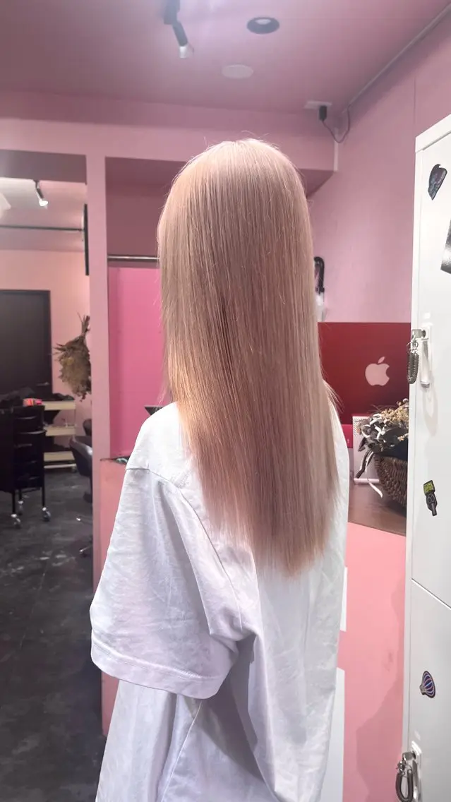 ロング ヘアカラー トリートメント s.sweet NACHIKAのヘアスタイル