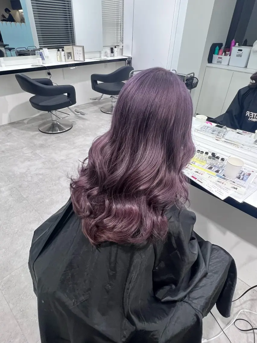 カラー REN🤍ハイトーン ×韓国レイヤーのヘアスタイル