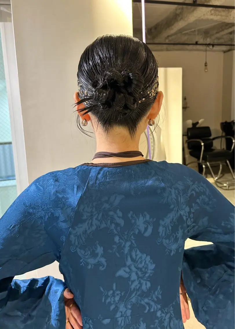 ミディアム カラー カット ヘアカラー トリートメント 村上雅人 ナチュラルモードのヘアスタイル
