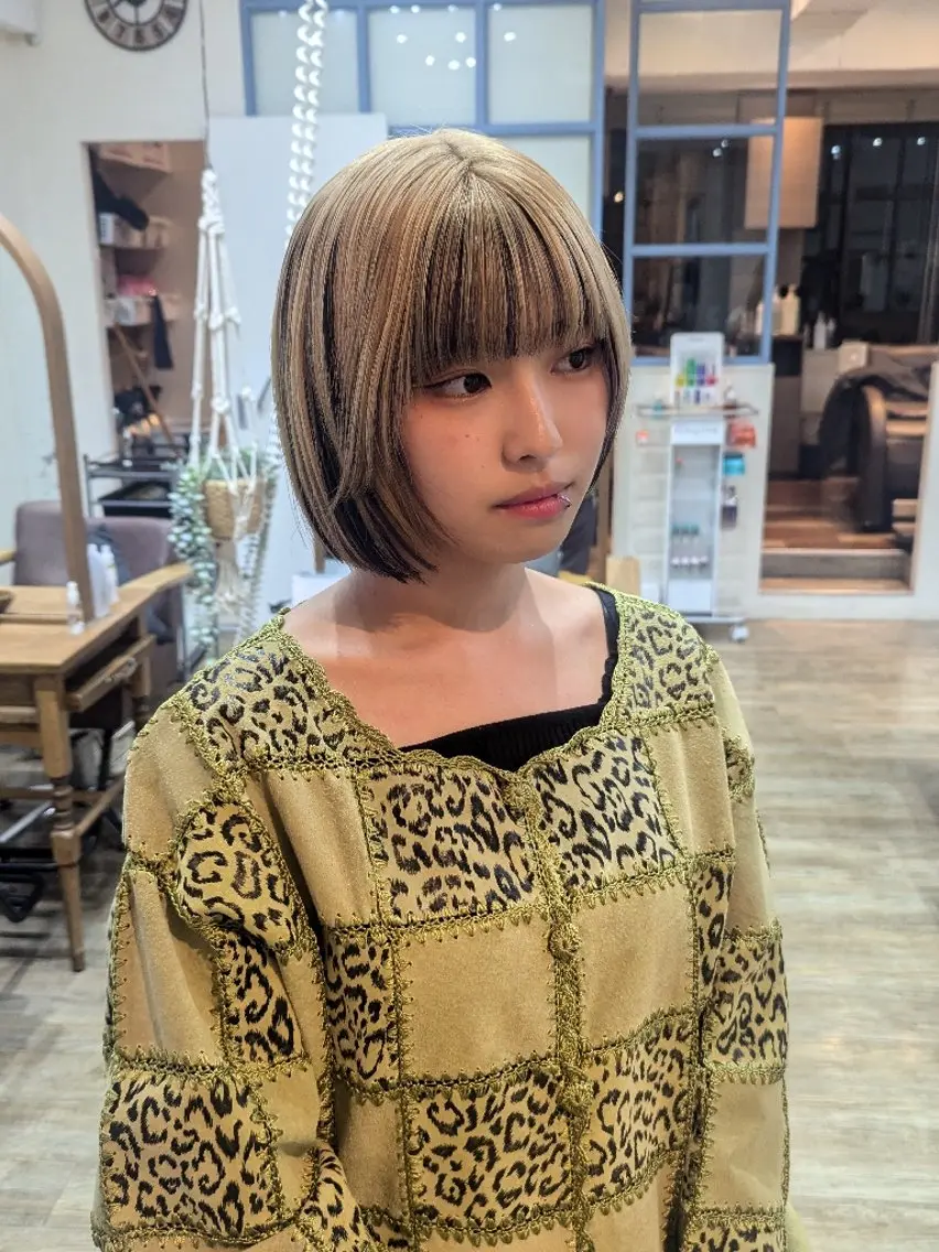 ショート カラー ボブ 🏹MIYU¦抜け感 ×柔らかカラーのヘアスタイル