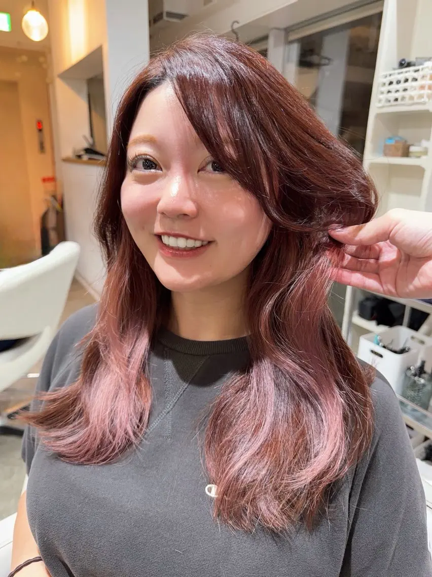 セミロング カラー ブラウンカラー イヤリングカラー ラベンダーカラー ラベンダーピンク ピンクカラー ヘアカラー makoto 池袋 Roji ブリーチのヘアスタイル