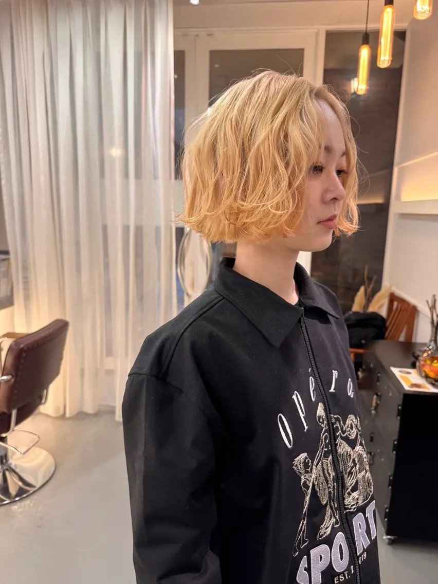 ショート カラー ヘアカラー ooitヨシダ ミナミのヘアスタイル