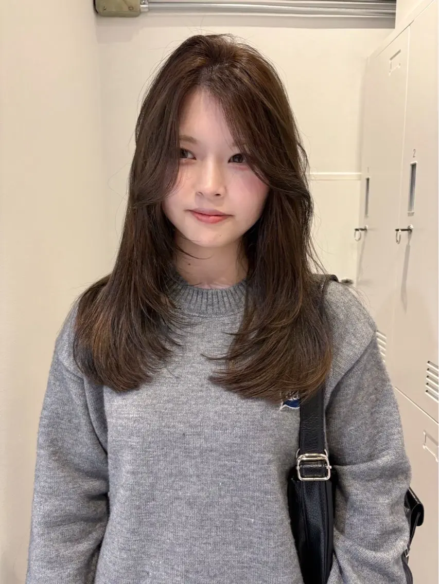 ロング カット ヘアカラー トリートメント レイヤーカット ✨️奥田良太✨️のヘアスタイル
