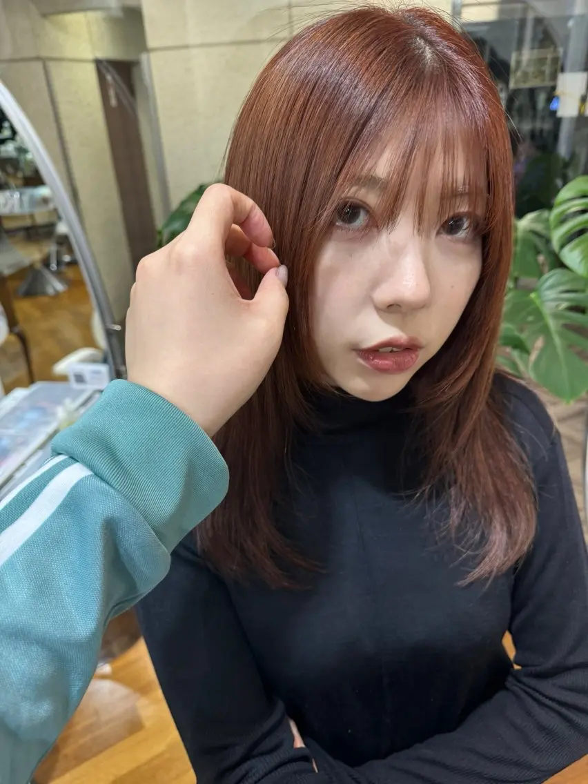 ミディアム カイ マコトのヘアスタイル