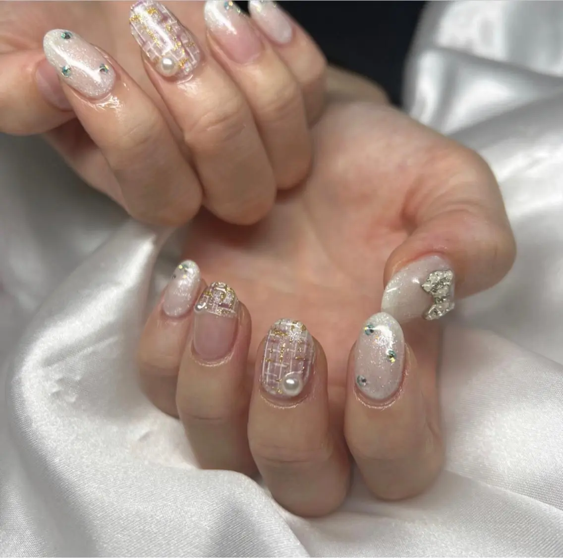 ネイル チークネイル ジェルネイル 韓国ネイル 持ち込み パラジェル LeaLea nails.のネイルデザイン