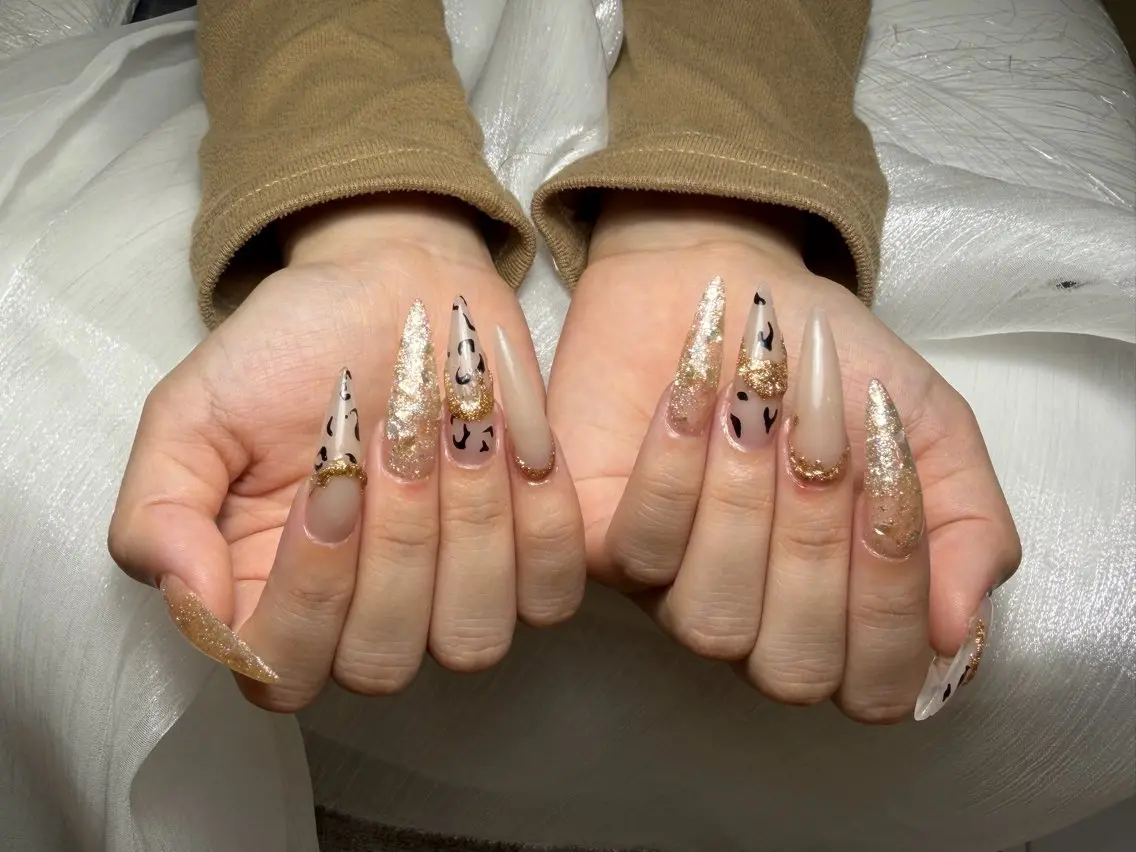 ロング Pono  Nailsのネイルデザイン