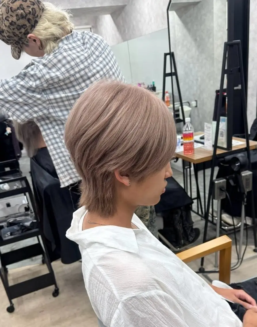 カラー メンズ メンズブリーチ ブリーチ メンズパーマ特化 🌹RIO🌹のヘアスタイル