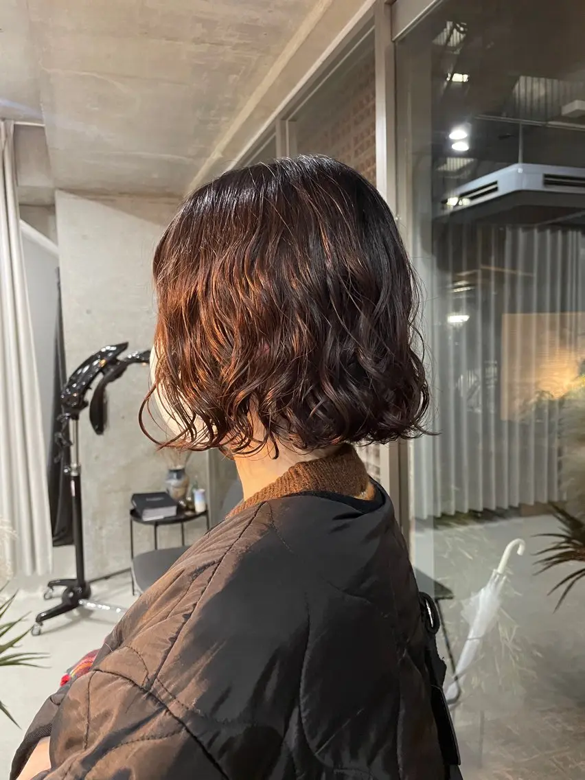 ミディアム カラー パーマ カット 表参道🌿赤み消し カラー/チナツのヘアスタイル
