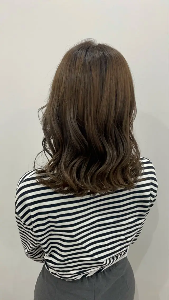 カラー カット ヘアカラー トリートメント ニシザカ マナのヘアスタイル