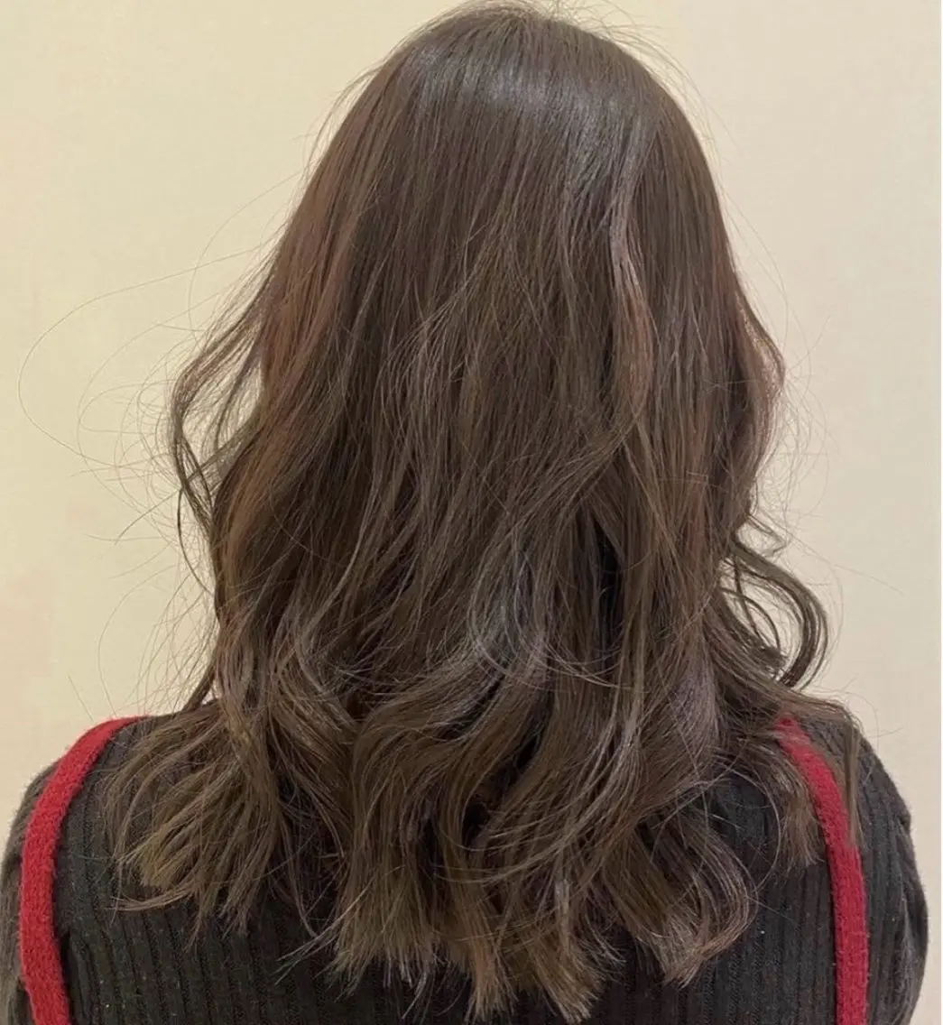 ミディアム カラー ママ美容師 Tsuchiyaのヘアスタイル