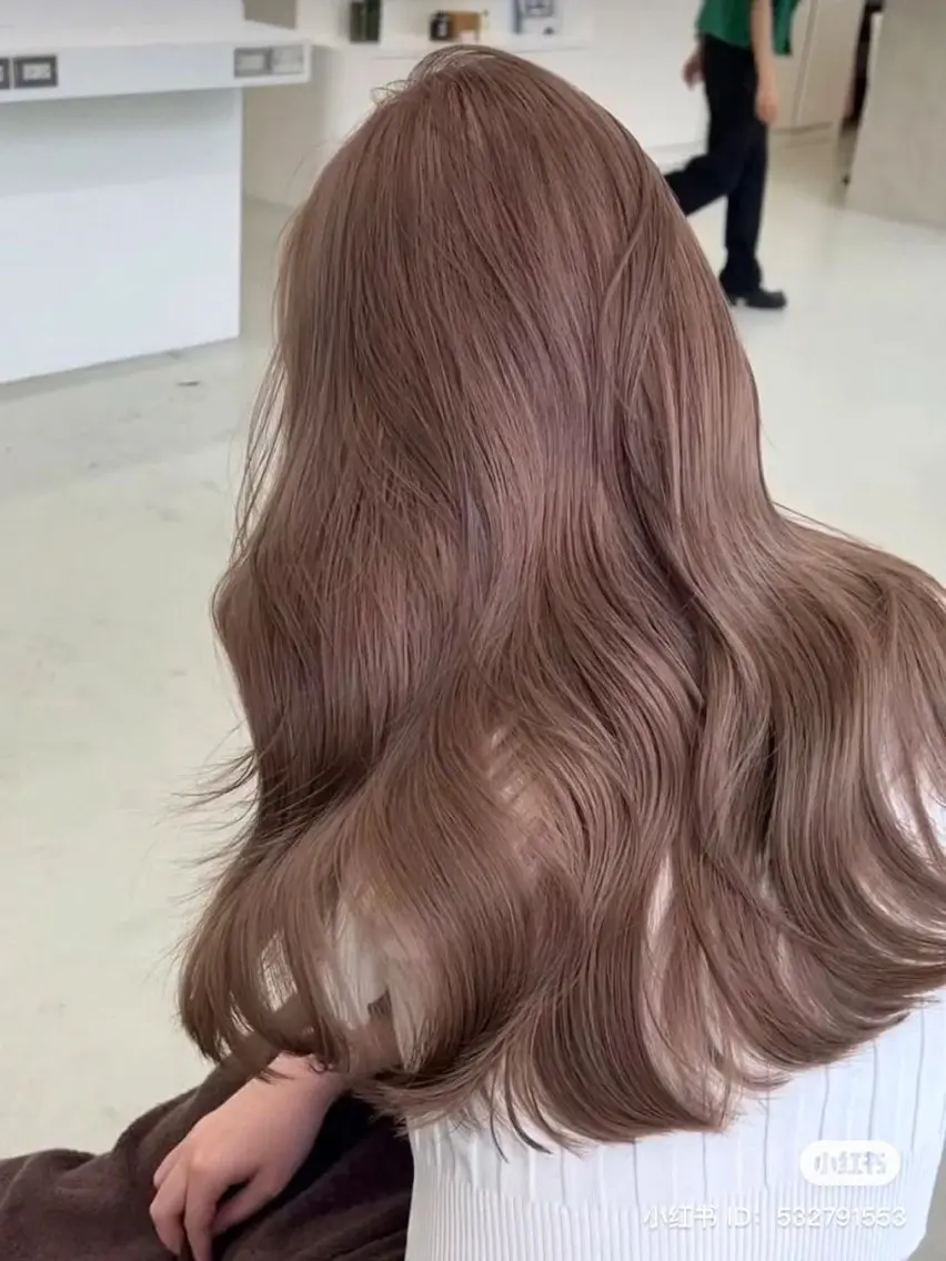 ロング カラー ヘアカラー 韓国っぽ×透け感🪽 Fumi 🤍のヘアスタイル