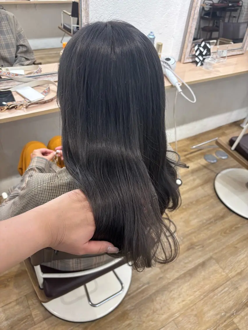セミロング カラー カット ヘアカラー トリートメント ヘッドスパ ヘアセット ️韓国ヘア／レイヤー カットYūka❤️のヘアスタイル