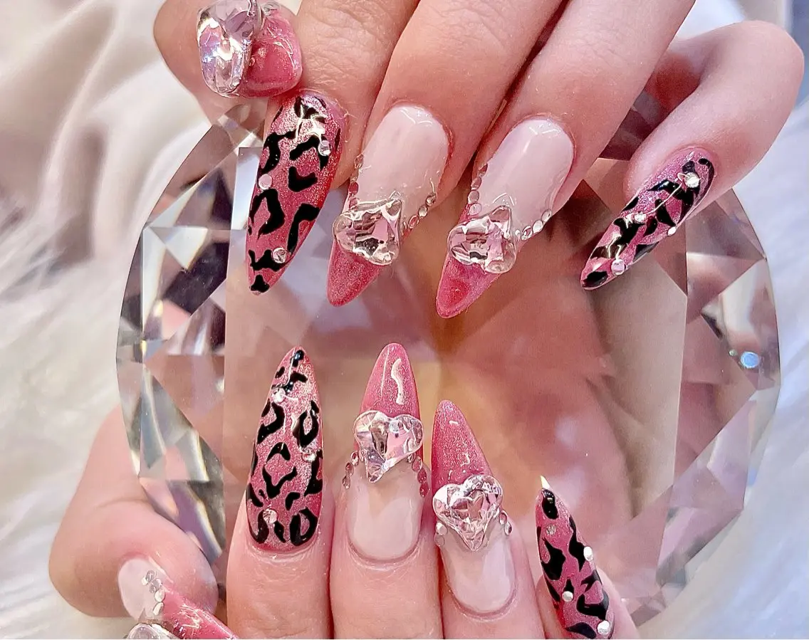 ネイル ハンドネイル KIREIE Chinatsuのネイルデザイン