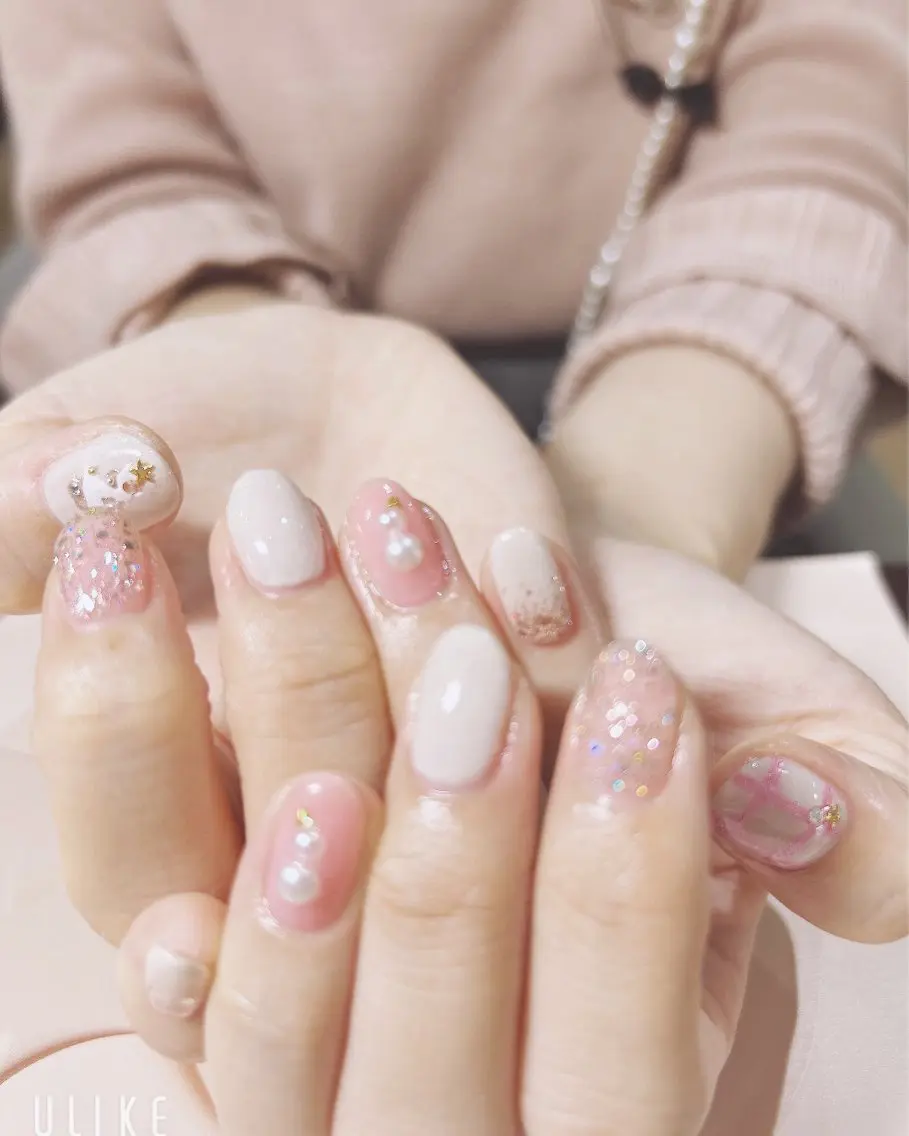ネイル 冬ネイル クリスマス ハンドネイル 吉野✨ ネイルデザイナー✨のネイルデザイン
