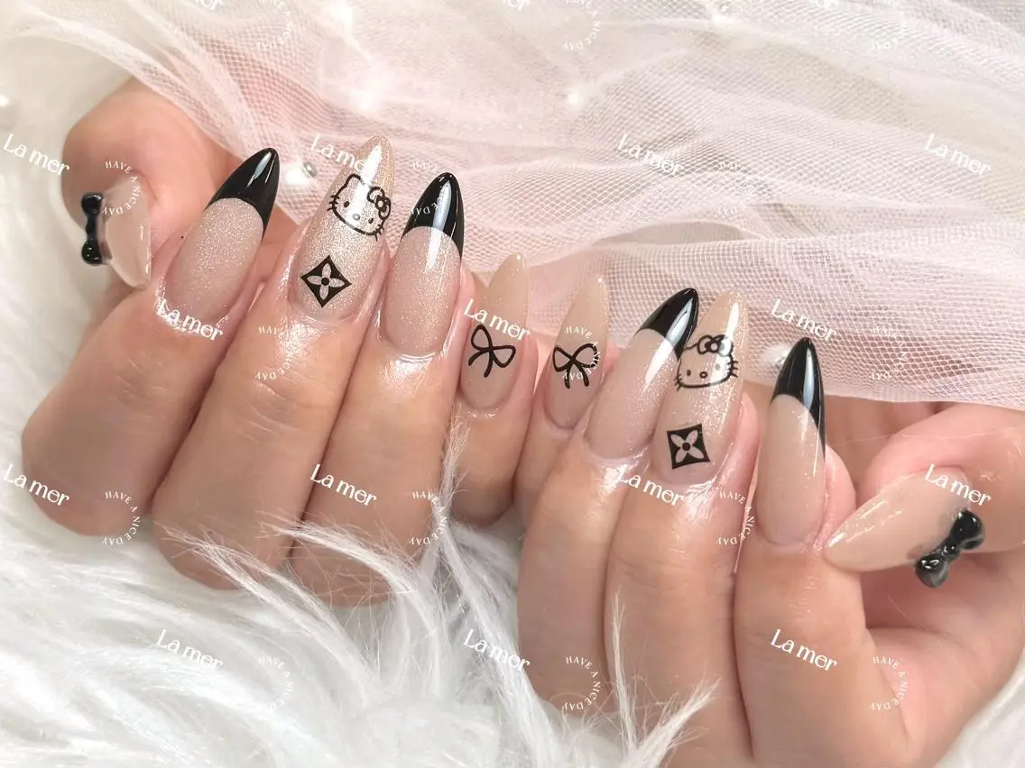 ネイル 🌻 Momoko_のネイルデザイン