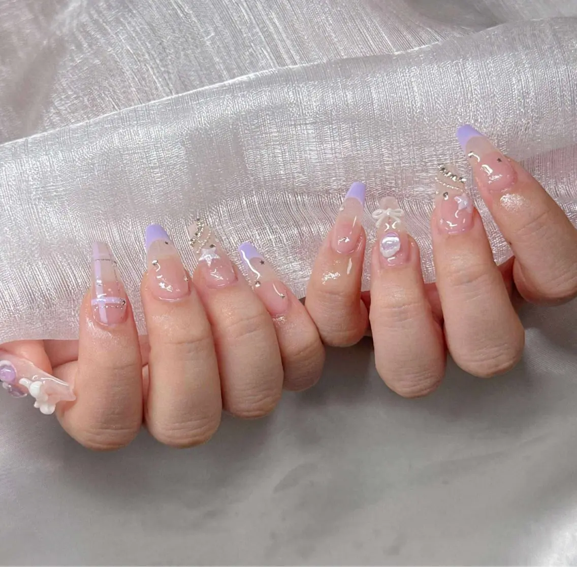 ネイル 長さ出し グラデーション 卒業式 キラキラネイル マグネットネイル ハンドネイル Lee Nailsのネイルデザイン
