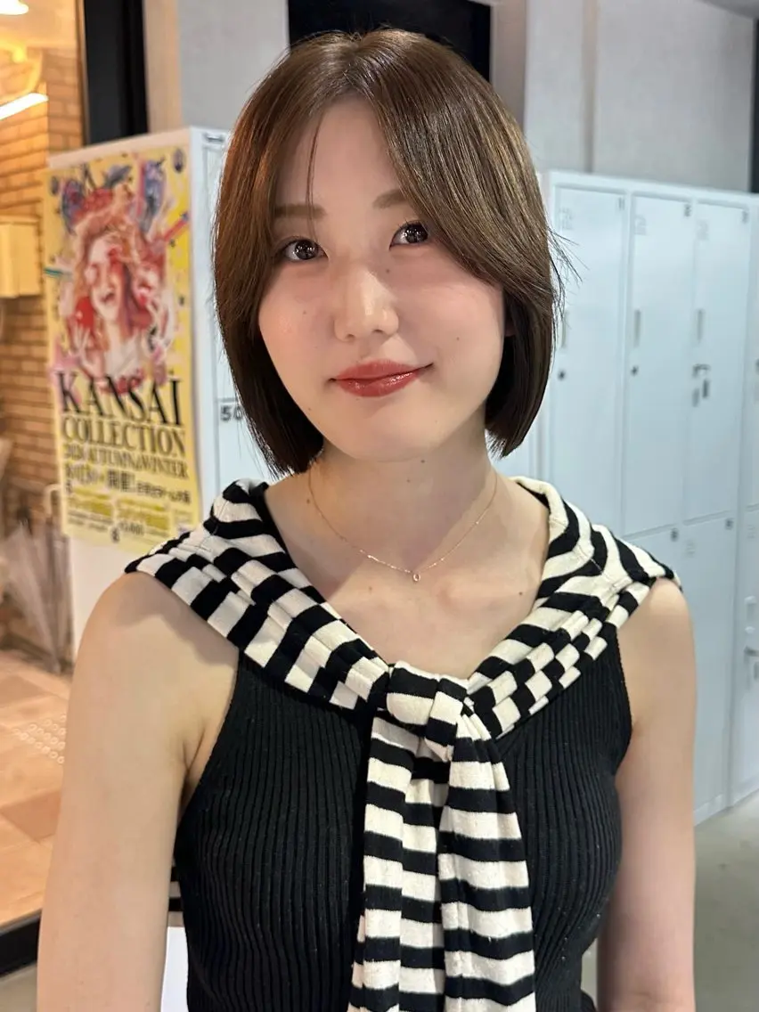 ショート カラー 透明感カラー イルミナカラー カット ヘアカラー トリートメント 縮毛矯正✖️ボブ職人 【圧倒的朝楽ボブ】のヘアスタイル