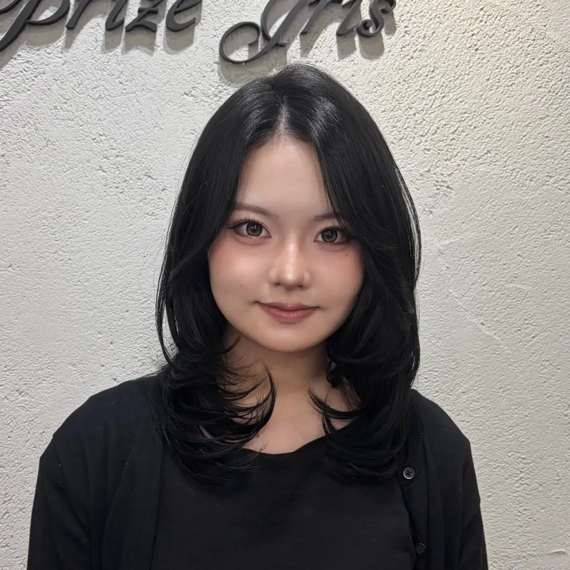 ミディアム カラー ハイレイヤー レイヤーカット カット ヘアカラー トリートメント 🪽レイヤーカット/ 韓国ヘア🦋hinaのヘアスタイル