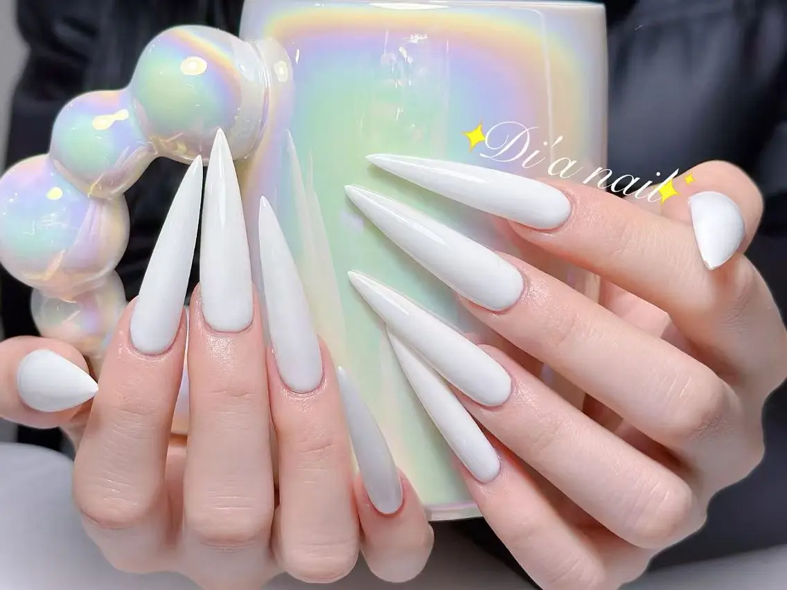🎀 チップ長さ出し🎀 ワンカラorラメグラキャンペーン+2個パーツ割7980→6980の写真