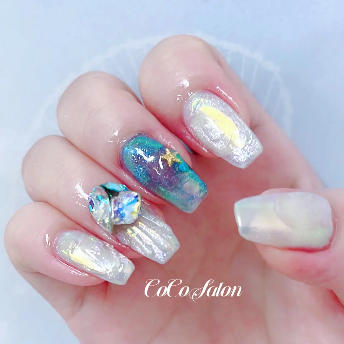 ネイル オーロラネイル ジェルネイル キラキラネイル マグネットネイル ミラーネイル ハンドネイル CoCoSalon ネイル/まつ毛予約のネイルデザイン
