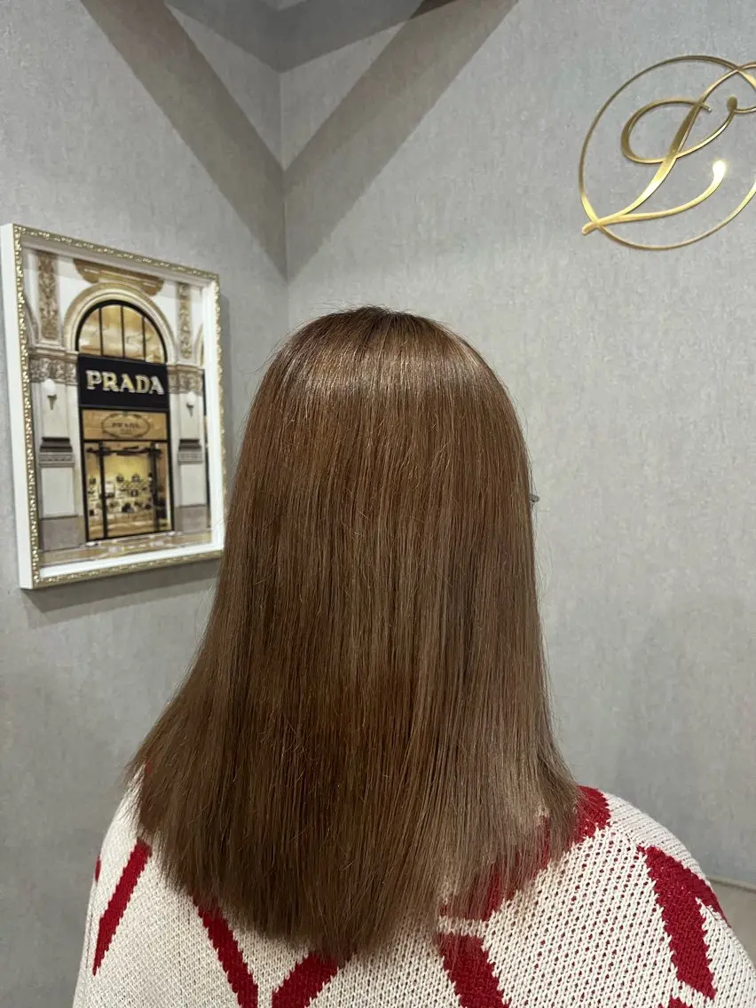セミロング カラー ヘアカラー トリートメント 本間 龍翔のヘアスタイル