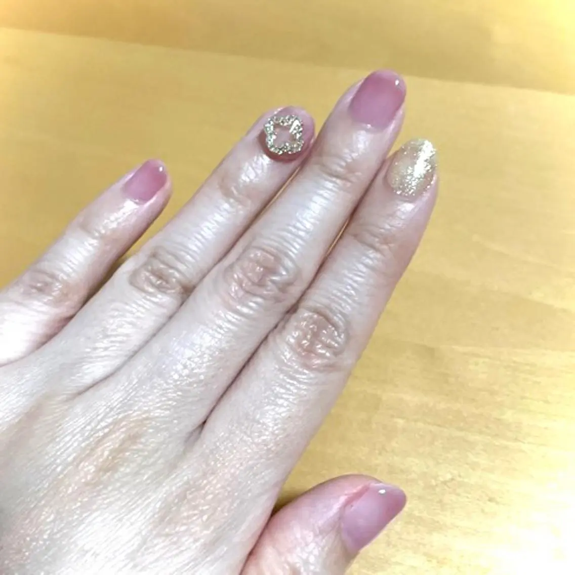ネイル ゴールド 韓国ネイル ピンク 韓国ネイル💠 Tomoのネイルデザイン