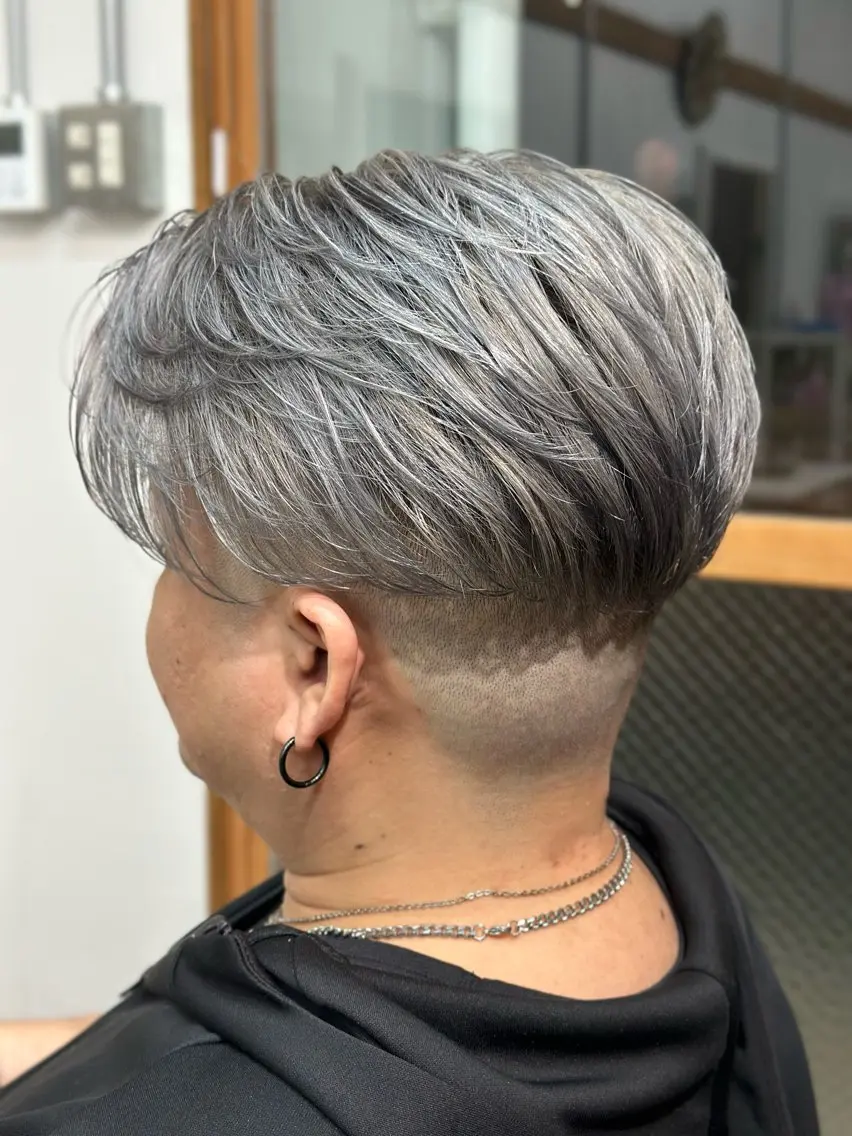 カラー メンズ シルバー ヘアカラー Snalyメンズ特化 スエハラのヘアスタイル